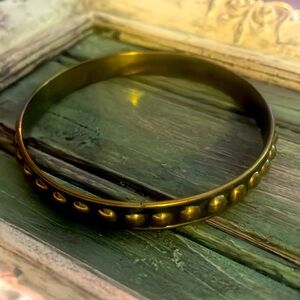 Gold bangle